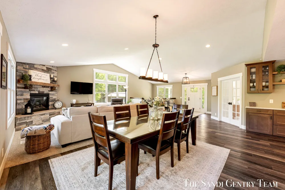 12400 Lincoln Farms Drive Grand Haven, MI 49417