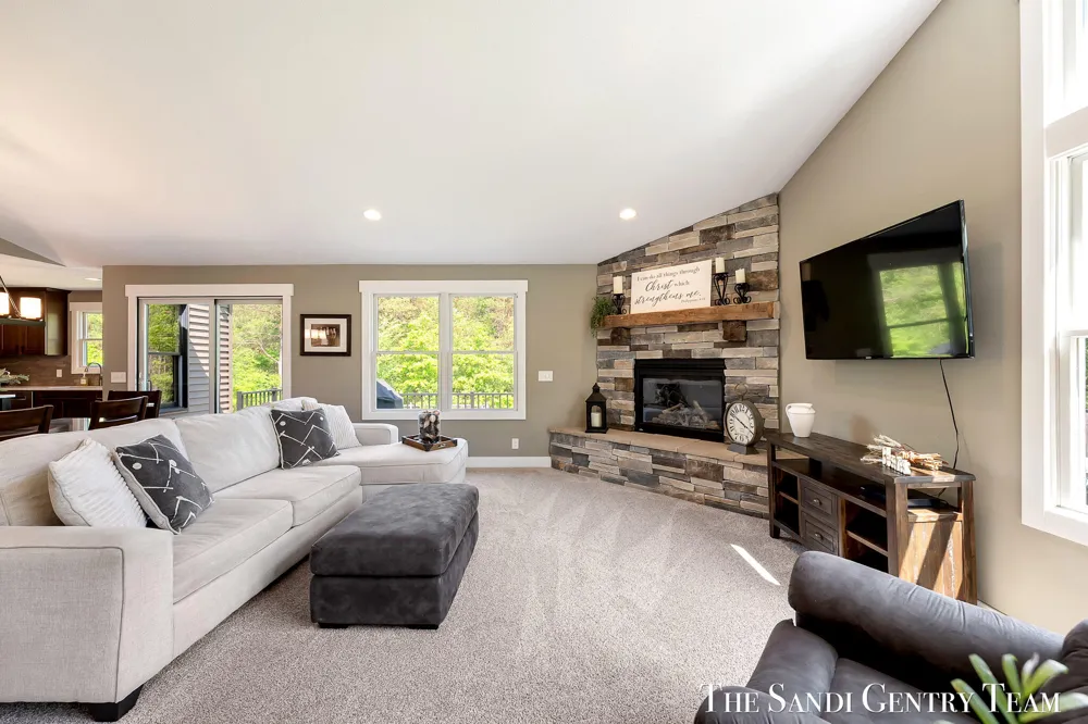 12400 Lincoln Farms Drive Grand Haven, MI 49417