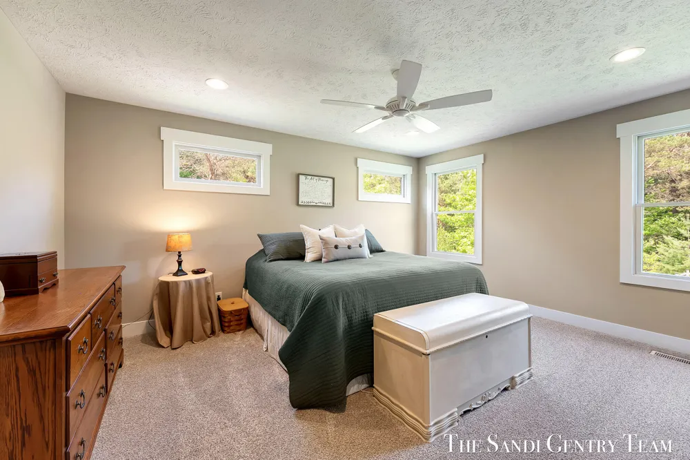 12400 Lincoln Farms Drive Grand Haven, MI 49417