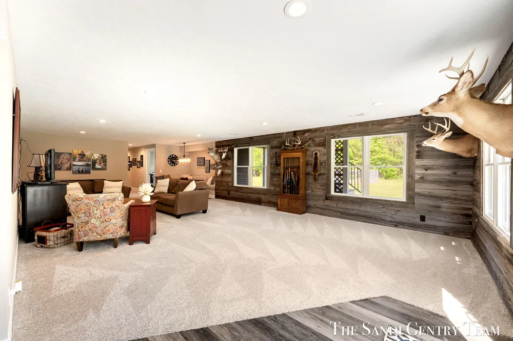 12400 Lincoln Farms Drive Grand Haven, MI 49417