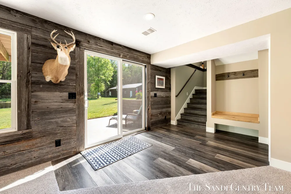 12400 Lincoln Farms Drive Grand Haven, MI 49417