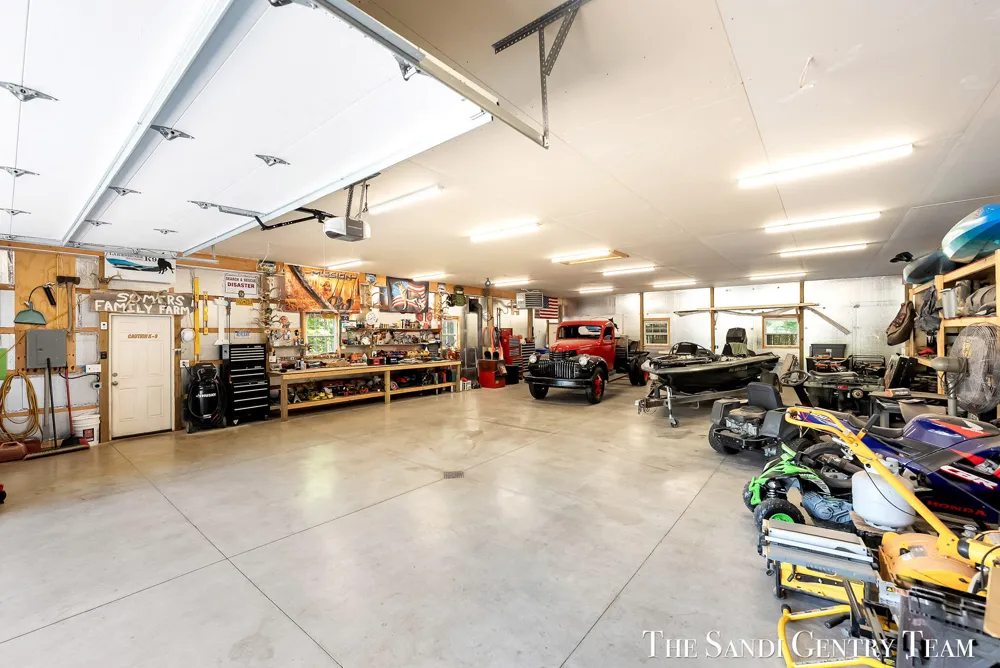 12400 Lincoln Farms Drive Grand Haven, MI 49417