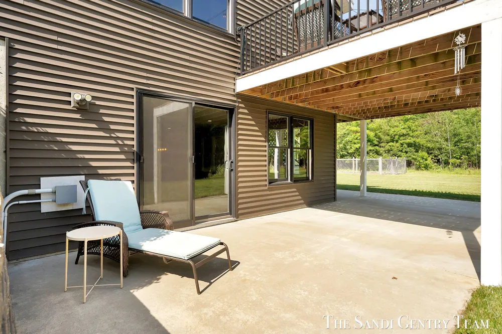 12400 Lincoln Farms Drive Grand Haven, MI 49417