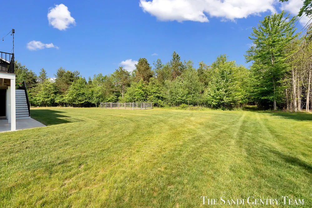 12400 Lincoln Farms Drive Grand Haven, MI 49417