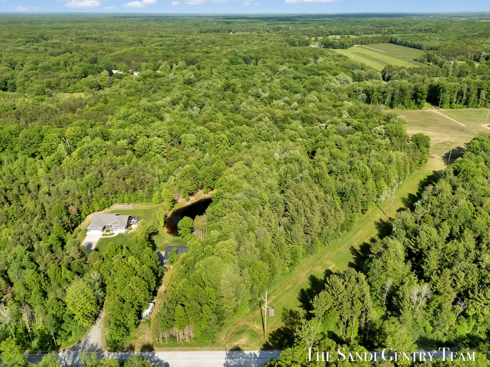 12400 Lincoln Farms Drive Grand Haven, MI 49417