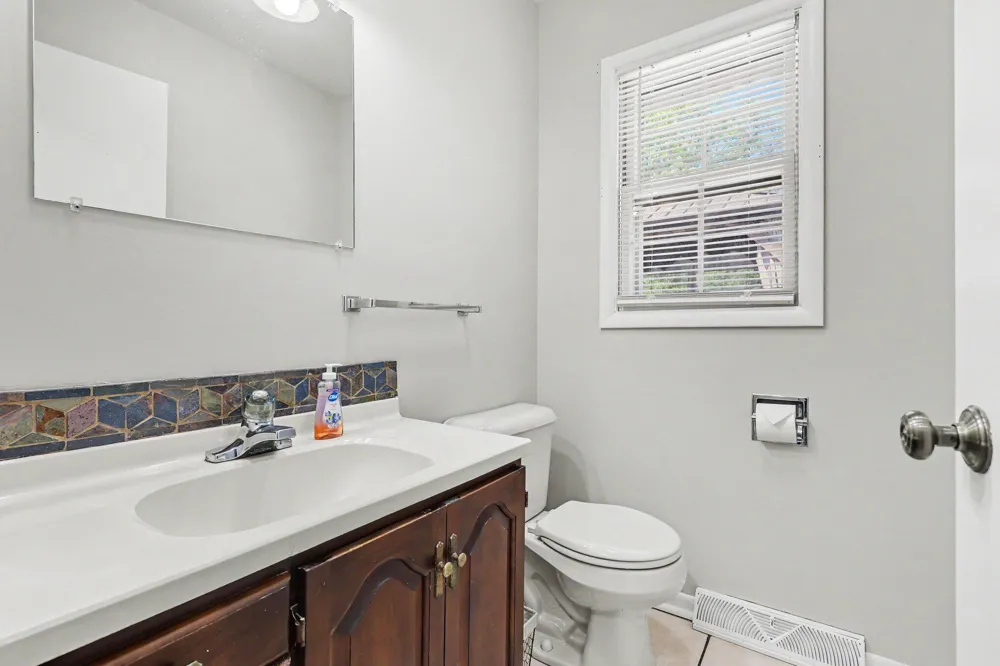 1852 Castle Avenue Norton Shores City, MI 49441