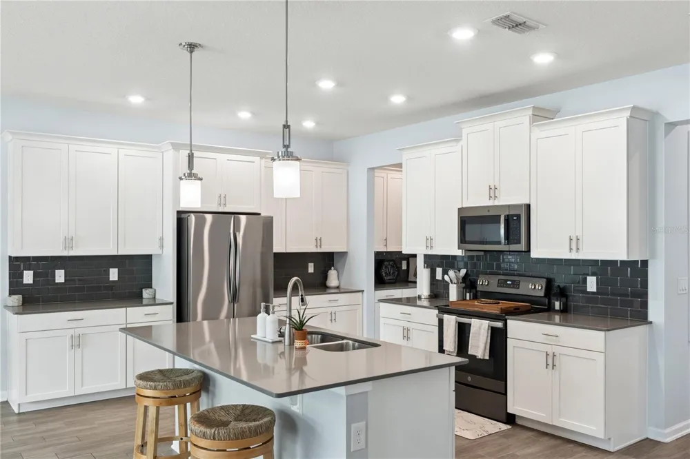 1855 BLACK MAPLE PLACE Ocoee, FL 34761