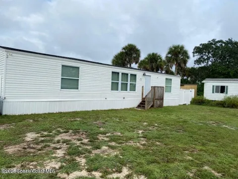 2944 Century Oaks Circle