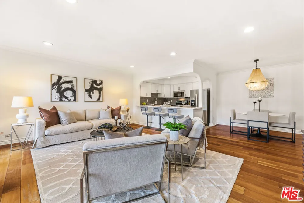 12500 Huston Street #104 Valley Village, CA 91607