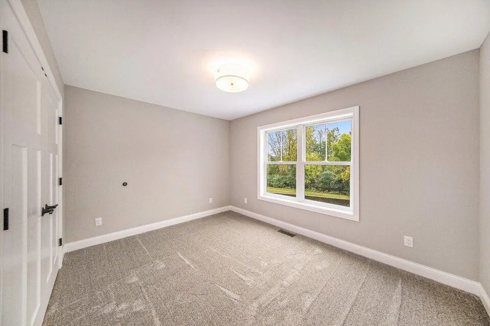 5182 Grande View Lane Jackson, MI 49201