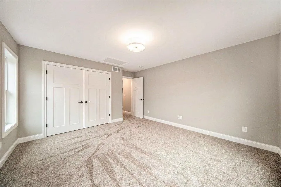 5182 Grande View Lane Jackson, MI 49201