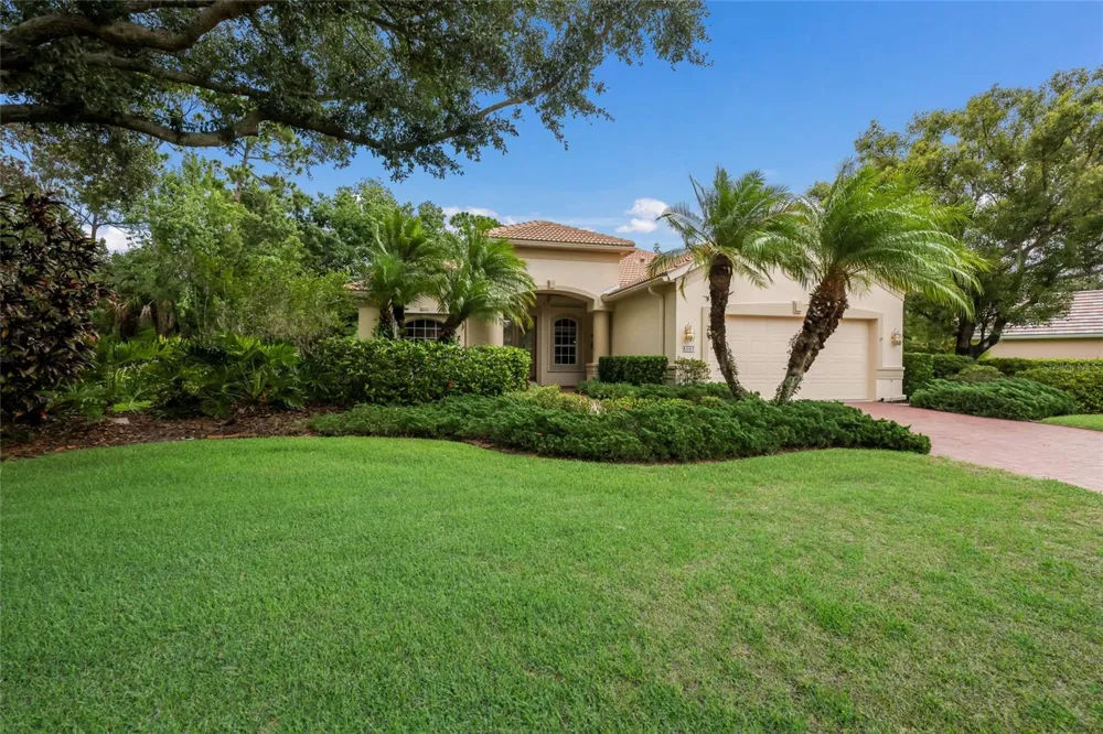 8005 WATERVIEW BOULEVARD Lakewood Ranch, FL 34202