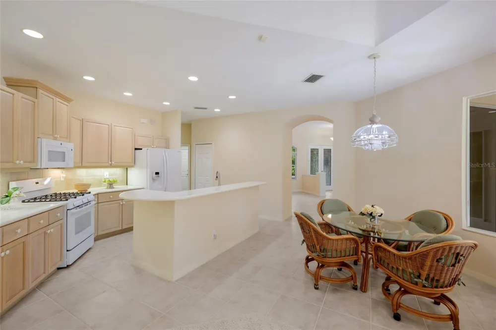 8005 WATERVIEW BOULEVARD Lakewood Ranch, FL 34202