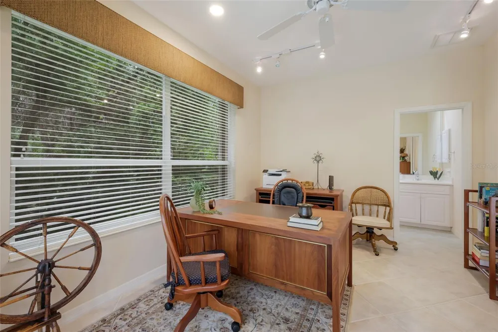 8005 WATERVIEW BOULEVARD Lakewood Ranch, FL 34202