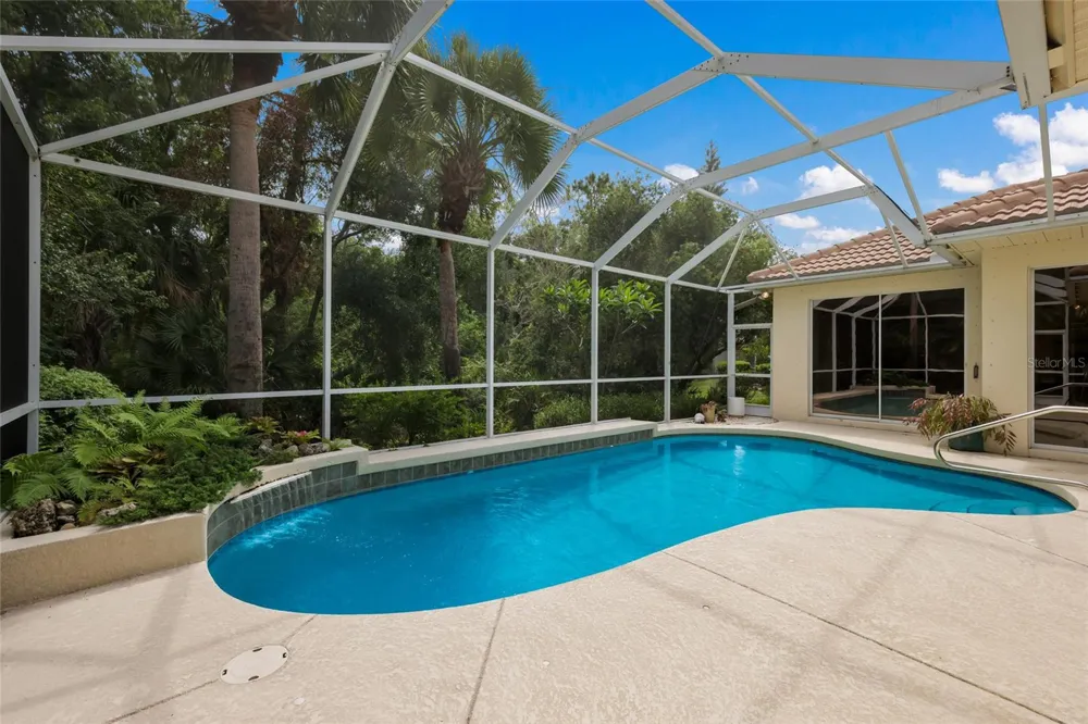 8005 WATERVIEW BOULEVARD Lakewood Ranch, FL 34202