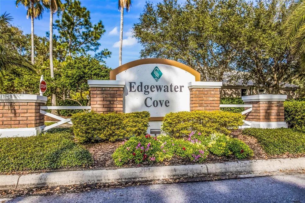 8005 WATERVIEW BOULEVARD Lakewood Ranch, FL 34202