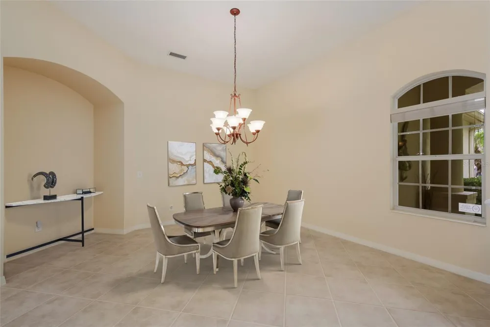 8005 WATERVIEW BOULEVARD Lakewood Ranch, FL 34202