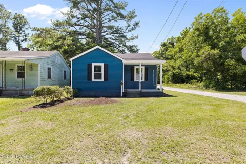 212 Clay Street