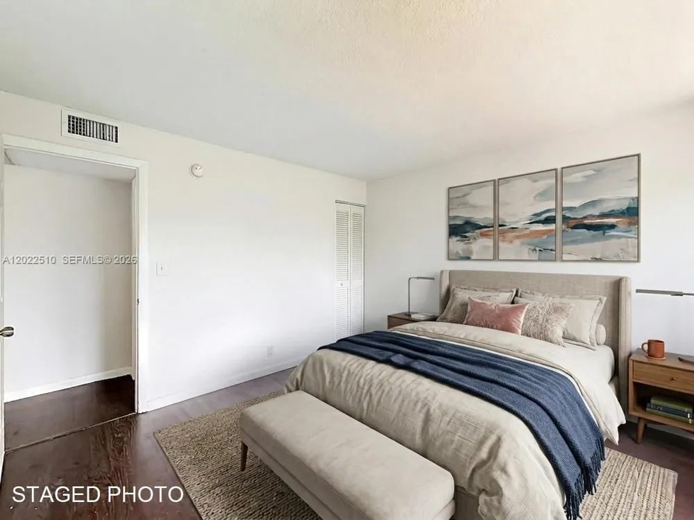 3702 SW 60th Ter #31 Davie, FL 33314