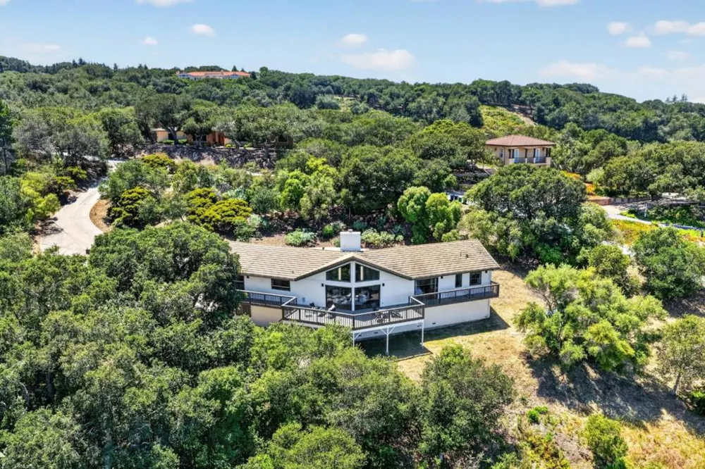 25955 Colt Lane Carmel Valley, CA 93924