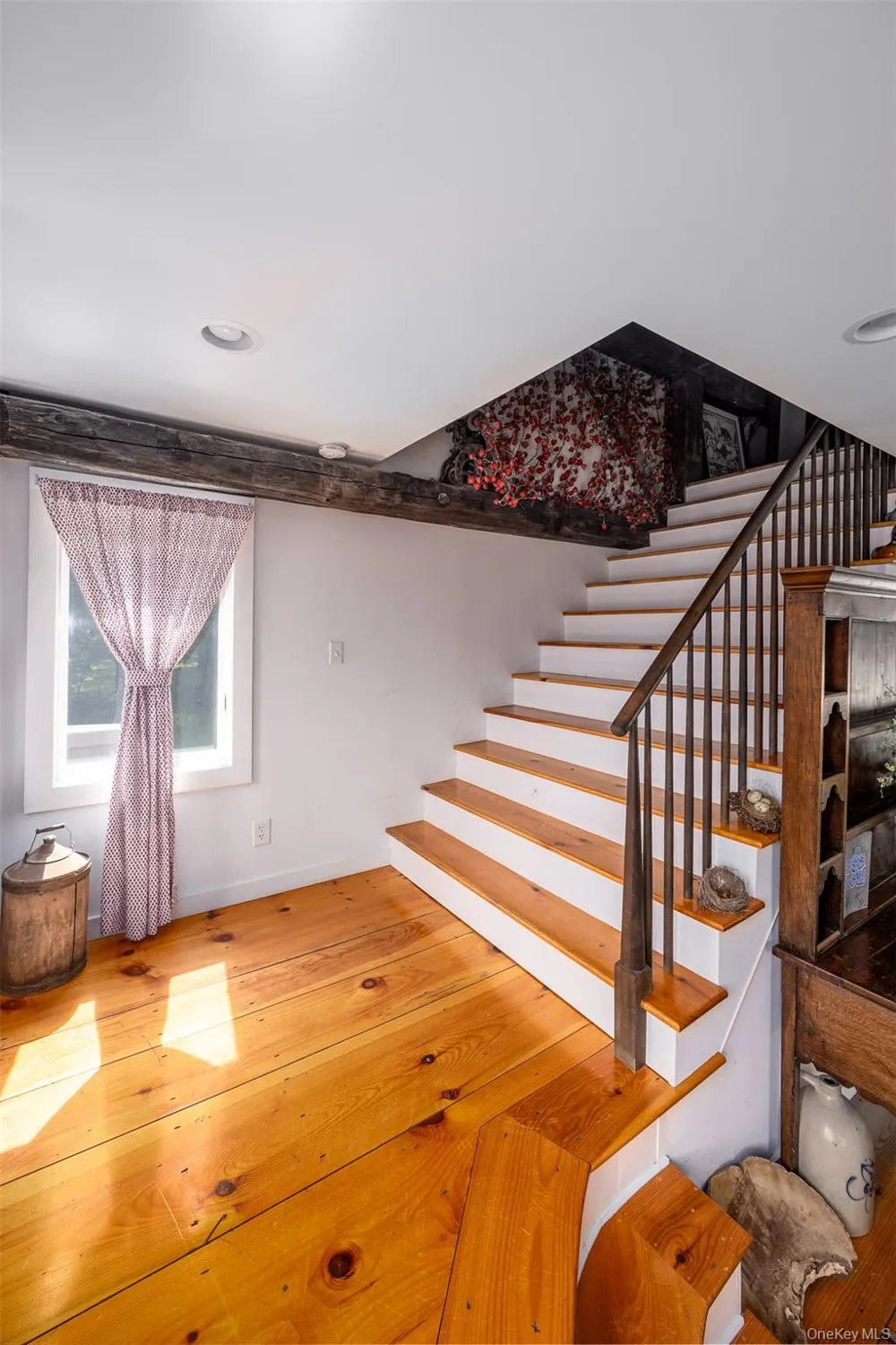 5 Downer Lane Woodstock, NY 12498