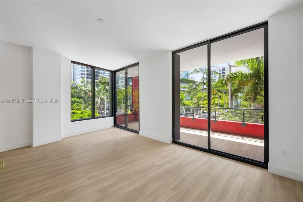 90 NE 32nd St #212