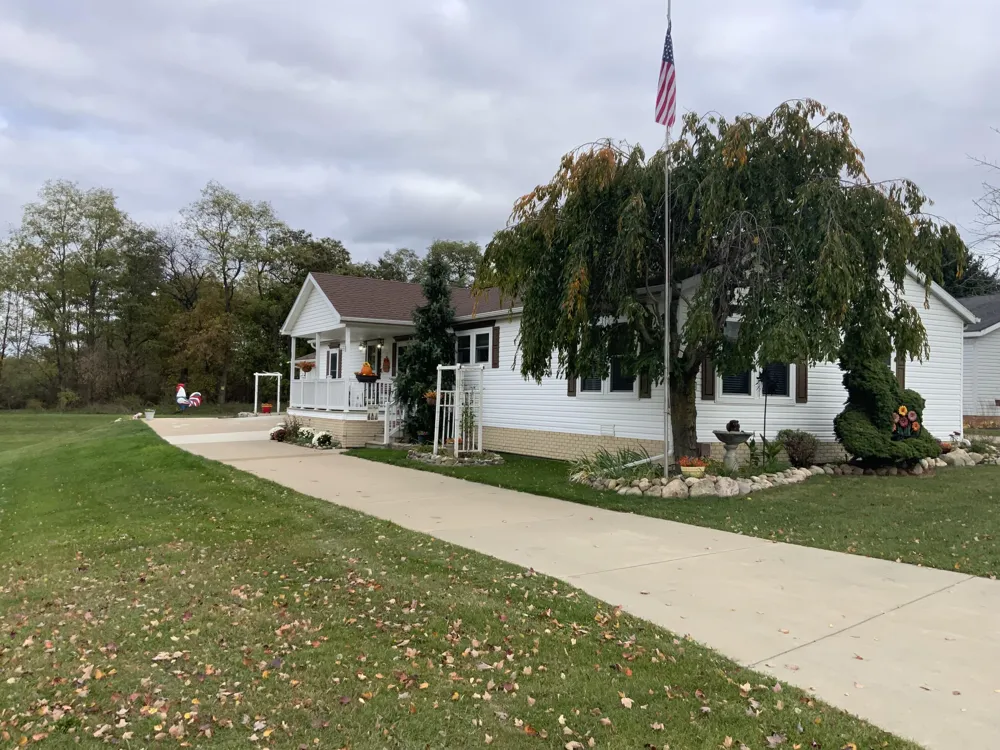 1559 Larkmore Lane Grass Lake Charter Township, MI 49240