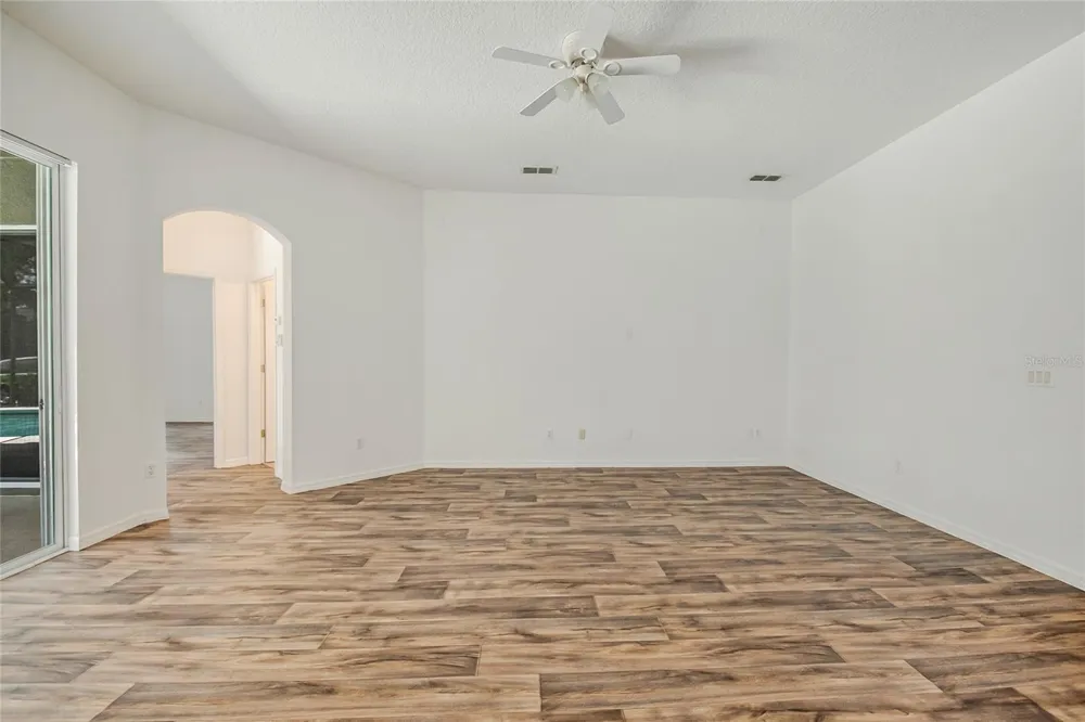 7407 DEVEREAUX STREET Reunion, FL 34747