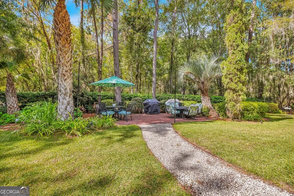 1288 Old Cane Mill DR SE Darien, GA 31305