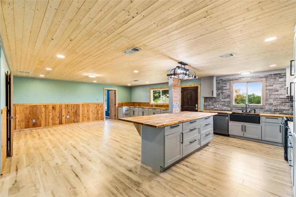 14001 Highway 377 S Brookesmith, TX 76827