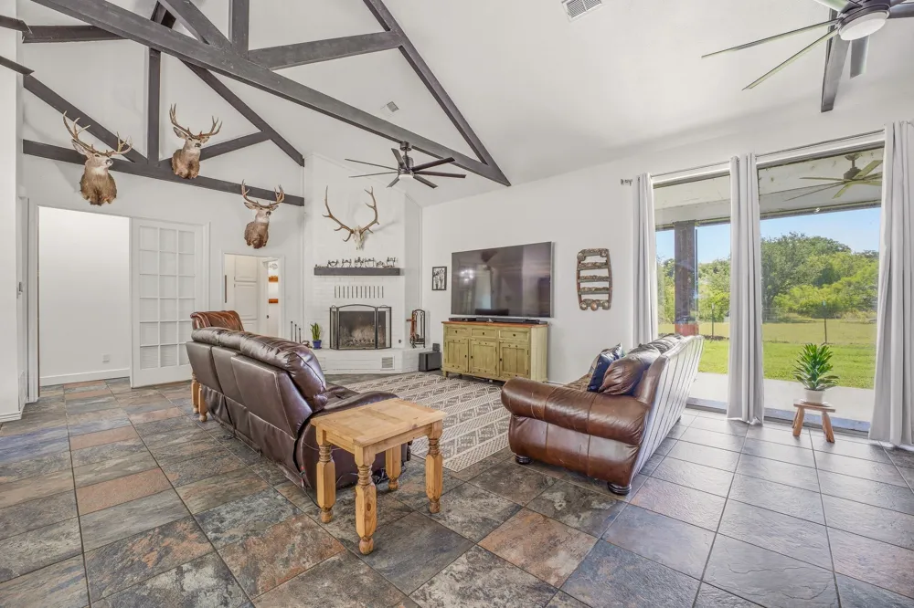 1015 County Road 134 Stephenville, TX 76401