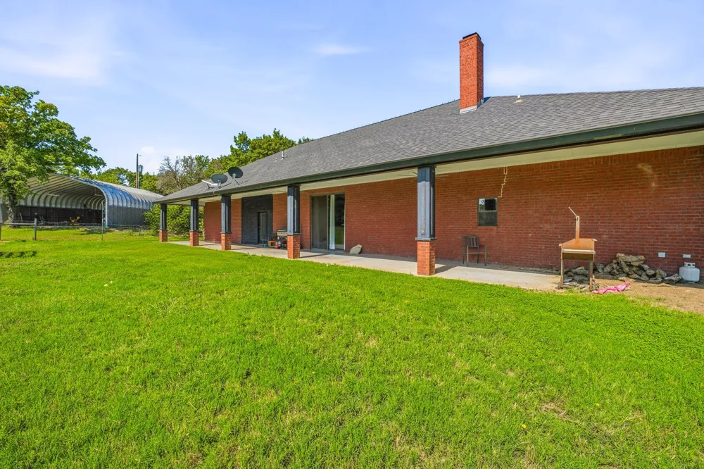 1015 County Road 134 Stephenville, TX 76401