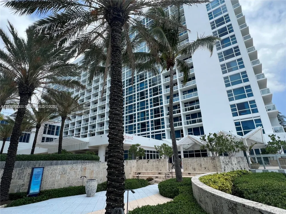 6799 Collins Ave #1501 Miami Beach, FL 33141