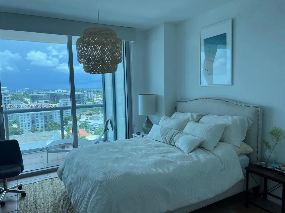 6799 Collins Ave #1501 Miami Beach, FL 33141