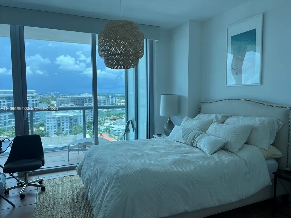 6799 Collins Ave #1501 Miami Beach, FL 33141