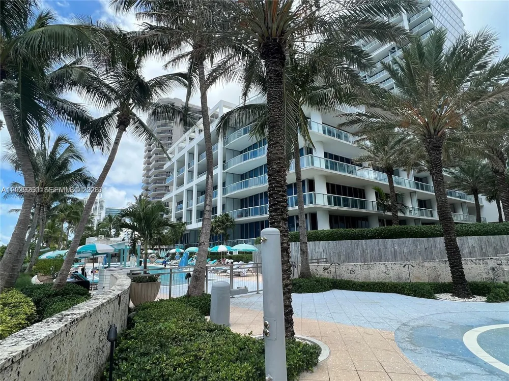 6799 Collins Ave #1501 Miami Beach, FL 33141