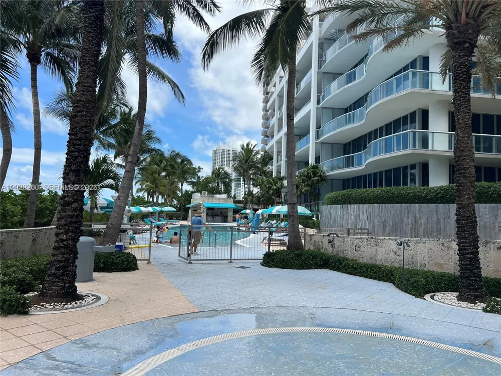 6799 Collins Ave #1501 Miami Beach, FL 33141