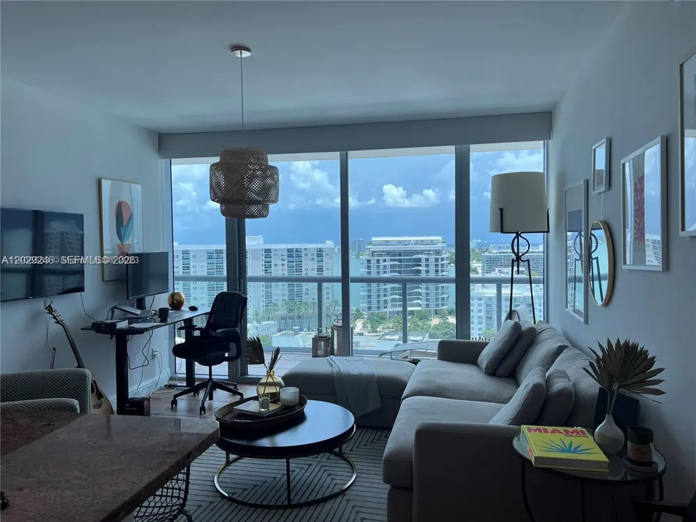 6799 Collins Ave #1501 Miami Beach, FL 33141