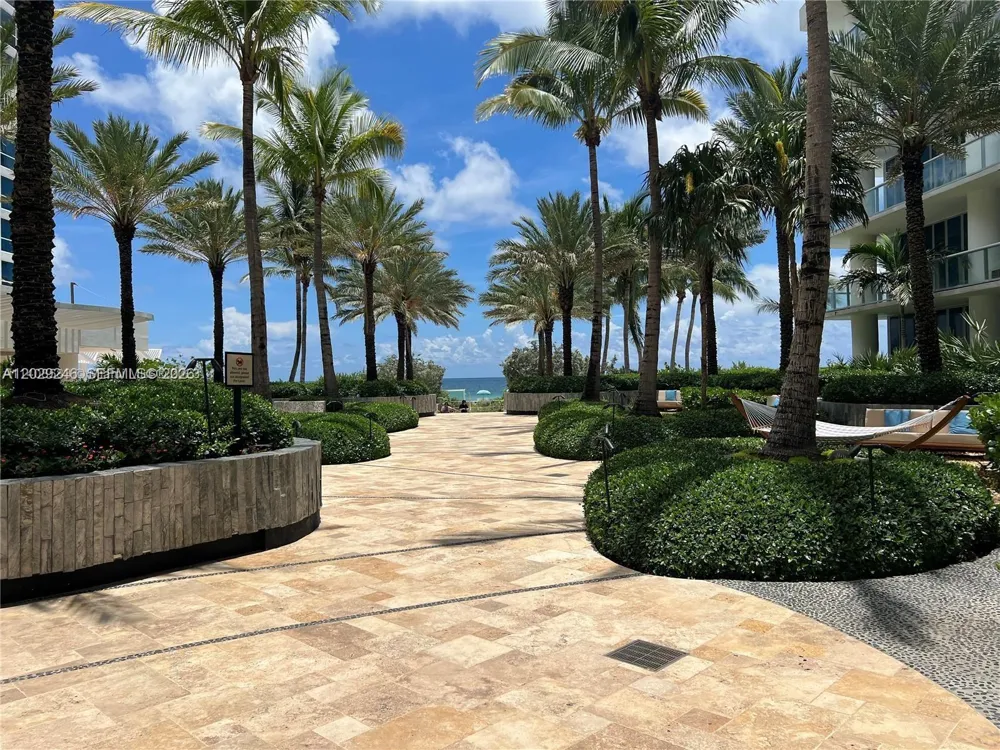 6799 Collins Ave #1501 Miami Beach, FL 33141