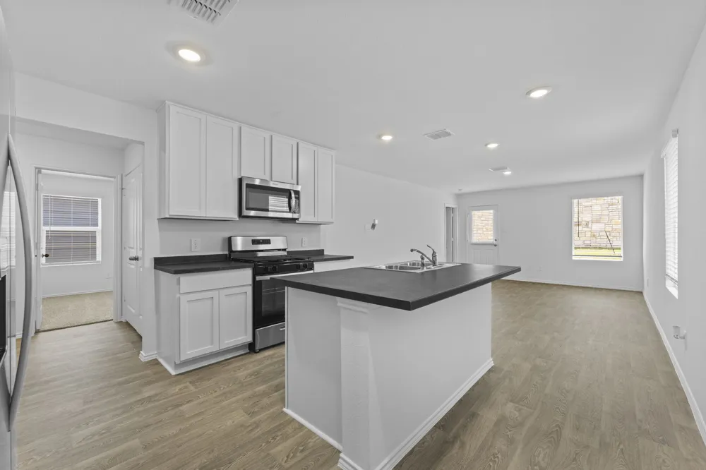 118 Schuenemann Way Uhland, TX 78640