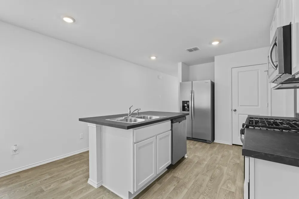 118 Schuenemann Way Uhland, TX 78640