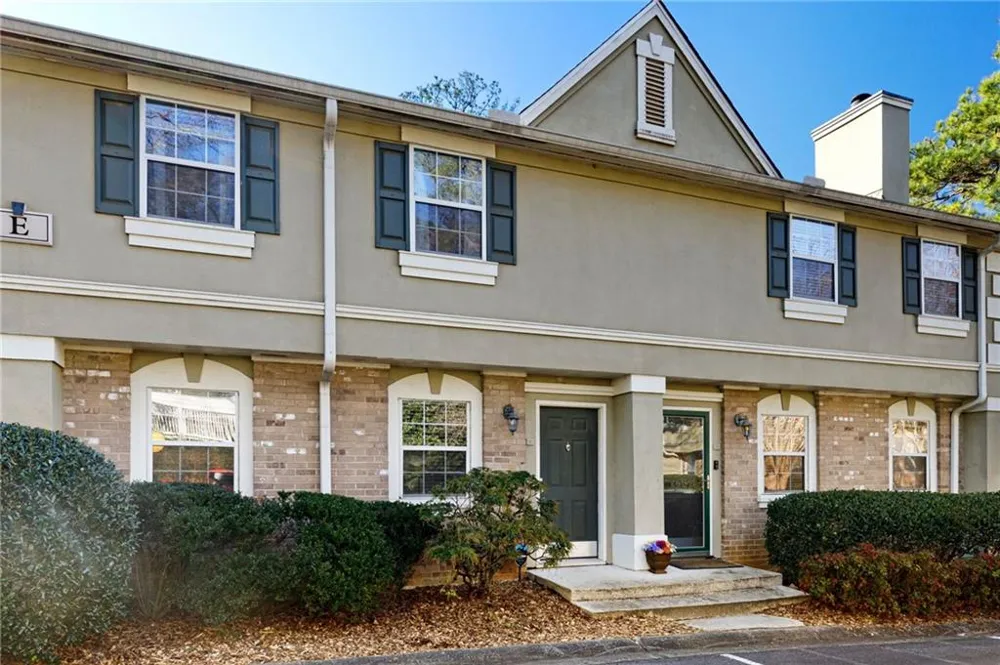6900 Roswell Road #3E