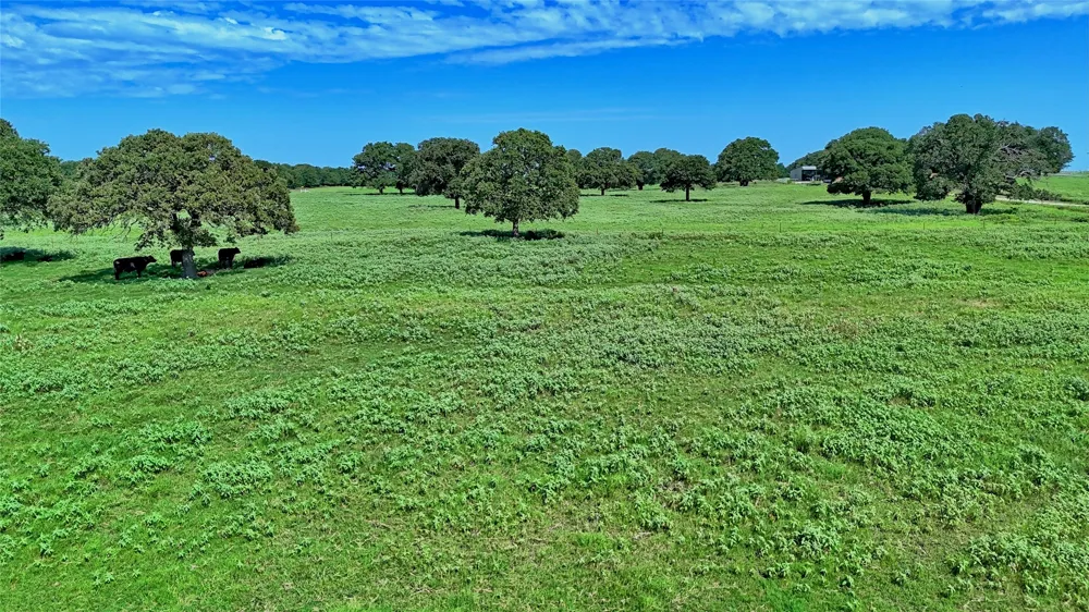 8752 Fm 1749 Sunset, TX 76270