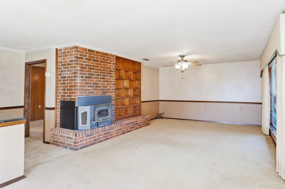 8752 Fm 1749 Sunset, TX 76270