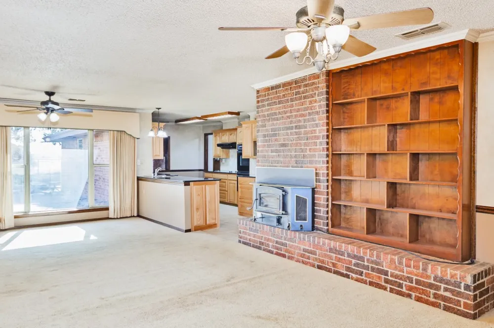 8752 Fm 1749 Sunset, TX 76270