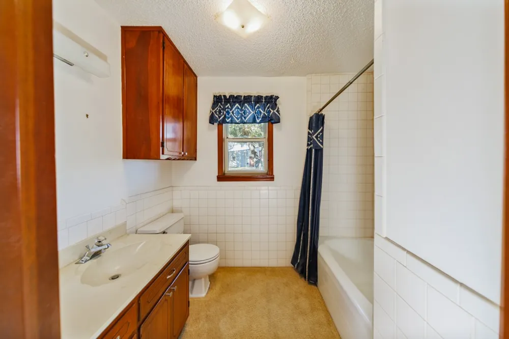 8752 Fm 1749 Sunset, TX 76270