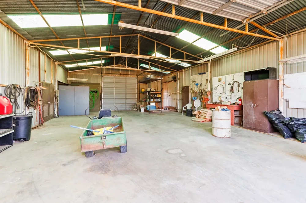 8752 Fm 1749 Sunset, TX 76270