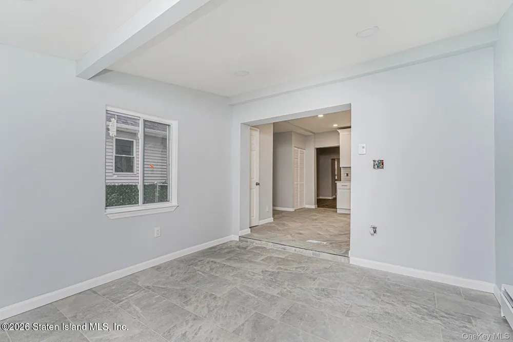 13 Laforge Ave Staten Island, NY 10302