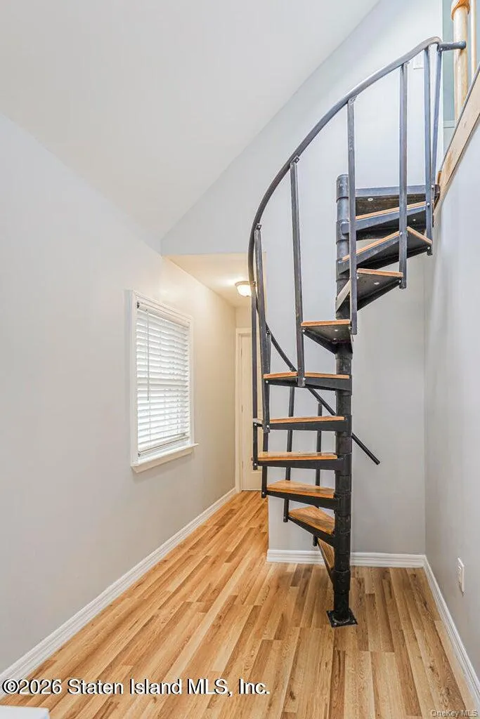13 Laforge Ave Staten Island, NY 10302