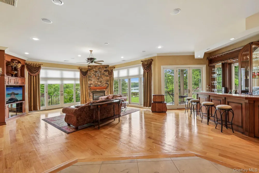 250 Old Mill Road West Nyack, NY 10994